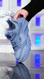 [Pelangi Shop] Sepatu Sneakers Pria Model Terbaru Sepatu Sneakers Pria Kekinian Dan Berkualitas Nyaman Untuk Kaki