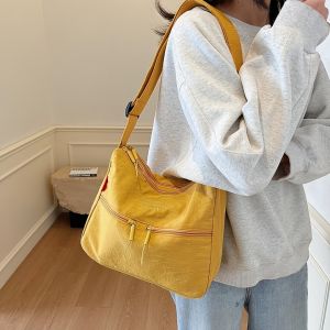 Japanese Xiaoqing New Lightweight Commuter Womens Crossbody Bag Large Capacity Nylon Cloth Adjustable Strap Shoulder Bag