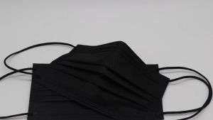 Black Earloop Adult Face Mask Disposable Face Mask