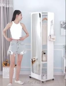 [ตู้เสื้อผ้ากระจกเต็มตัว] แบรนด์ [ชื่อแบรนด์] ขนาดเล็ก มีล้อ ราวแขวนผ้า ใช้เก็บของอเนกประสงค์ มีชั้นวาง