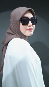 Choco Paris Premium Hijab Segi Empat Polos Nabila Series by Rania Hijab Kerudung Segi Empat Polos