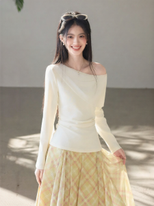 Stylish Slanted Shoulder Korean Style T-shirt
