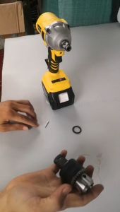 Đầu chuyển máy bulong sang máy khoan 13mm thiết kế bền bỉ an toàn