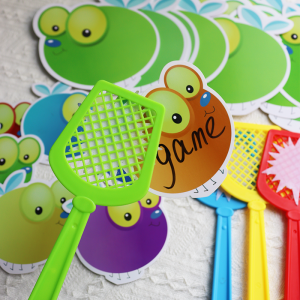 Interactive Fun Educational Toy Write-Wipe Card Bug-Swatter Literacy Game Childrens Desktop English Class Teaching Aids