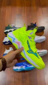 Sepatu Mizuno Wave Momentum 3 - Sepatu Voli Mizuno Momentum 2 MT - Sepatu Volly Mizuno WLZ 7 - Volly
