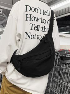 Casual Large Capacity Dumpling Shaped Crossbody Backpack for Men Sporty Stylish 2025 New Mens Bag Casual Scenarios Foldable