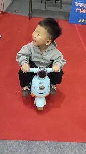 [GIAO 2H]Xe Chòi Vespa 88 Mẫu Mới Kèm Đèn Nhạc Xe Dành Bé Từ 1 Đến 5 Tuổi Thiết Kế Chắc Chắn Cứng
