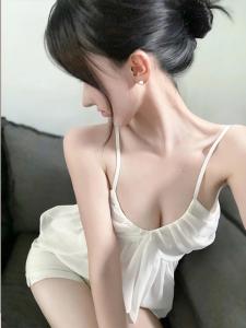 51STUDIO เซ็กซี่ Low Cut Bralette กับ Ruffled ขอบผ้าฝ้ายสีขาว Strapless Tank Top สําหรับผู้หญิงฤดูร้อนไม่มีแขนเสื้อกันหนาว