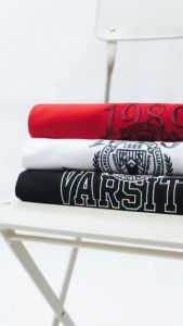 เสื้อยืด Memo Supersoft Premium ลายปักใหญ่ 1989 Varsity สินค้าลิขสิทธิ์แท้