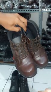 Sepatu Boots Safety kickers comando Pria Kulit Ujung besi Kerja Kantor Formal Proyek Lapangan Hikking taveling Gunung outdoor Touring Bikkers Bayar Di Tempat