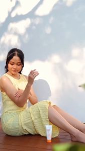 JEVARINE HYDRATING LOTION WITH CALENDULA - BODY LOTION MEMBANTU MENGATASI KULIT KERING CHICKEN SKIN KULIT KUSAM & SENSITIVE (100ML)