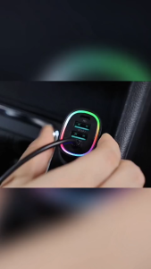 Giá Đỡ Điện Thoại Ô Tô Hút Kính Gắn Taplo Thông Minh Xoay 360 Độ