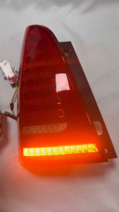 Toyota Innova 2009 to 2015 Tail lamp / Tail Light Assembly Made in Thailand YE-119 ( Car Accessories )