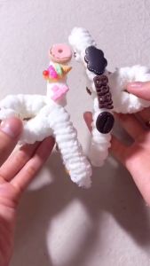 Bộ quà tặng bạn gái túi chườm Labubu Capybara Lotso mix kèm set nguyên vật liệu kẹp tóc handmade