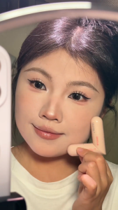 QIYUDUOLA แสตมป์อายไลเนอร์ ปากกาแสตมป์อายไลเนอร์แบบหัวคู่ แสตมป์อายไลเนอร์แบบแม่นยำ สีธรรมชาติ ไม่เลอะง่าย สีติดทนนาน อายไลเนอร์ซีลไม่จําเป็นต้องหมึก