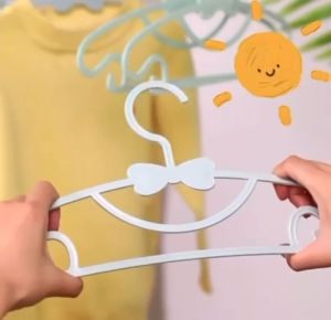 [COZZY]Penyangkut Baju Bayi/Premium Quality Baby Hanger Kid Hanger Budak Kanak-Kanak Children Hanger Penyangkut Baju Sangkut Baju Bayi/儿童衣架