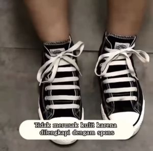 CREAM Pembersih Sepatu + Spons/Krim Pemutih Sepatu Bulat/Foam Pembersih Sepatu