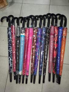 Stylish 23" Printed Umbrella with J Handle - 10 Ribs Random Design"