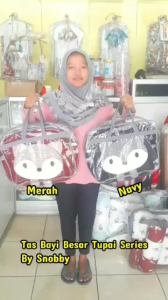 Snobby tas bayi besar tupai series STT6204 tersedia warna merah dan navy