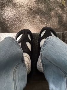 Outdoor Sandals Street style upper hollow slipper Comfy Soft Wear FashionTrend for Men High Quality