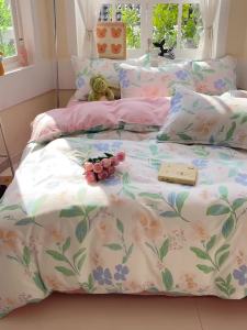 Dansunreve 4in1 Floral Bedding Sets Soft Breathable Flatsheet Duvet Cover Sets Single/Queen/King Ready Stock