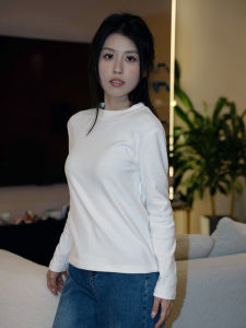 เสื้อยืดแขนยาวผู้หญิง Pure Color Flocking Velvet เสื้อชั้นในทรงสลิมฟิต ฤดูใบไม้ร่วง/ฤดูหนาว ใส่สบาย เสื้อตัวบน