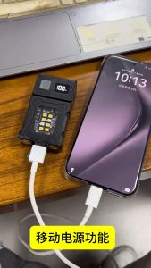 ไฟฉายแรงสูง ไฟฉายชาร์จได LED ไฟฉายหมุนแม่เหล็กไฟฉายแบตเตอรี่ในตัว USB ชาร์จกลางแจ้ง Camping โคมไฟฉุกเฉิน ไฟฉายแบบพกพาหางแม่เหล็กไฟฉายซุปเปอร์สว่างแคมป์ไฟฉุกเฉินซังด้านข้าง