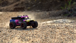 RC Car 4WD High Speed Remote Control Vehicle Brushless/Carbon Brush Four-wheel Drive off LED light