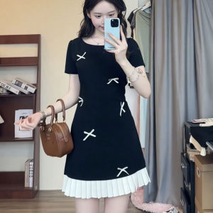 PM❀ เสื้อแขนสั้นสีชนเอวผู้หญิงชุดกระโปรงกระโปรงยาวกระโปรงทรง เอ