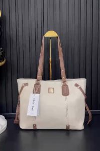 Túi Tote Công Sở Chl02 Khoá Kim Loại Mạ Đồng Nhiều Ngăn Thanh Lịch Size 34cm (Auth Tuồn)