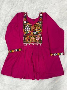 Navratri Special Short Kurti with Beautiful Gamthi & Kodi Embroidery Lace Work (Pre-Order: 2/3 Weeks Delivery) HR310725