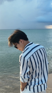 Áo sơ mi nam kẻ sọc lớn LADOS-8155 vải đũi linen kiểu basic trẻ trung phong cách Hàn Quốc