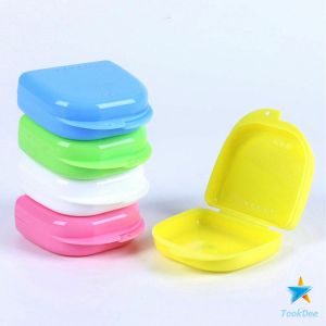 TookDee กล่องใส่รีเทนเนอร์ สีสดใส พกพา กล่องใส่ฟันปลอม มีรูระบายอากาศ พลาสติกแบบหนา Silicone Braces Box