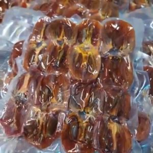 Hồng sấy dẻo chẻ đôi đặc sản Đà Lạt chất lương lᴏại 1 túi hút chân không 500gram - Carrott House