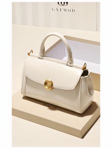 Elegant Retro Square Handbag for Women Versatile Commuter Crossbody Bag Simple Design Magnetic Buckle Closure Soft Handle