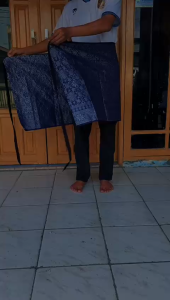 Songket Pria Melayu: Tradisi & Elegan