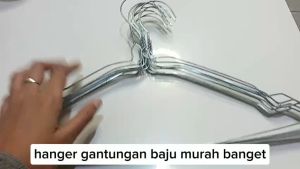 Hanger Murah / Gantungan Baju Kawat Anti Karat - HARGA PER PACK ISI 10 PCS