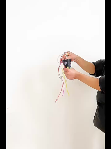 【Art Living】 Hand Tossed Colored Ribbon Ice Cream Shape Handheld Confetti Shooter Birthday Prop 冰淇淋手抛彩带手持礼花筒彩色生日派对道具