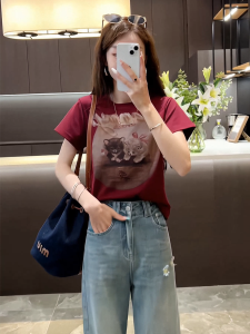 Red Wine Color Cat Print Short Sleeve T-Shirt Womens Summer Fashion Personality White Enhancing Top Korean Style Straight Cut Cotton