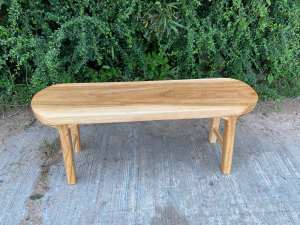 ม้านั่งไม้แต้ เก้าอี้แคปซูล เก้าอี้คาเฟ่ เก้าอี้วินเทจ ม้านั่งกลางแจ้ง แข็งแรง ทนทาน โดนฝนได้ผลิตจากไม้ ม้านั่งไม้แผ่นเดียว