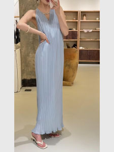 QFN | Sleeveless Fashionable Elegant Dress
