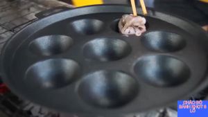 Chảo đỗ bánh khọt 8 lỗ- khuôn đổ bánh chống dính kèm nắp