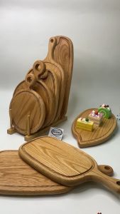 Thớt tay cầm cỡ lớn gỗ Sồi Mỹ (OAK) có rãnh bao quanh tiện dụng (CTH554) hàng Xuất Khẩu Châu Âu - khay bánh mì/trái cây/ bít tết/ pizza/ phụ kiện chụp ảnh bày món ăn trong nhà hàng - Sang trọng trên bàn ăn - HAHANCO