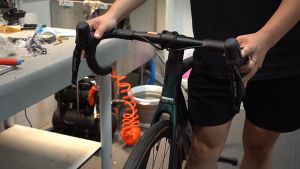 Laser Kalibrasi Dropbar Stang Sadel Sepeda Alat Stel Keseimbangan Handlebar Saddle Laser Calibrator Aligner Seat Center Adjuster Measurement Tool Aligning Indicator Bike Fitting Tool