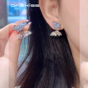 Shiny Crystal Butterfly Earrings Womens New 2025 Fashion Summer No Piercing Clip-On Ear Jewelry Elegant Original Design
