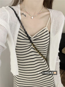 ชุดเดรสยาวทรงเอคอวีแขนกุดผ้าถักลายทางสำหรับผู้หญิง ฤดูใบไม้ร่วง 2025 ชุดเดรสยาวทรงเข้ารูปสำหรับผู้หญิงไซส์เล็ก