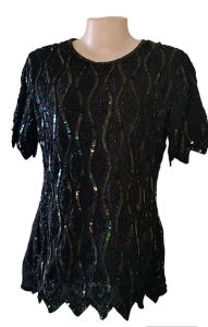 K245: เสื้อปักปล้องผสมเลื่อมสีดำวาว ปักเฉพาะด้านหน้า ด้านหลังเป็นผ้าชีฟอง ซิปหลัง Size M (36-34-38") : Used