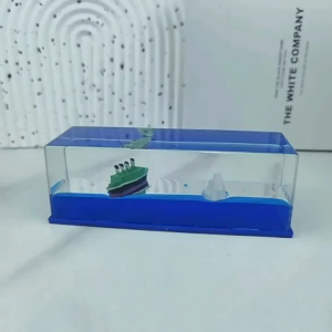 Mô Hình Tàu Chiến Titanic Bất Tử- Thuyền Buồm Trong Hộp Lắc Tạo Sóng 2025