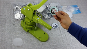 SOFTHOME DIY 25MM 32MM 58MM Button Pin Maker Machine Kit Badge Press Handmade Customized Accessories Green Set