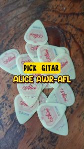 3Pcs Alice AWR-AFL Fluorescent Celluloid Pick Gitar